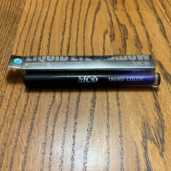 MCD Sparkle Cream Eye Shadow #07 - Picture 2 of 4